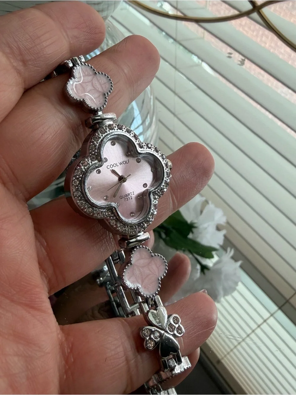 Pink flower Bracelet Watch